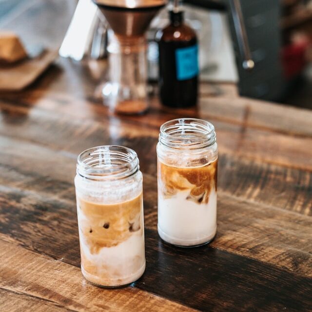 iced coffee or iced latte, iced lattes, latte vs coffee, latte iced