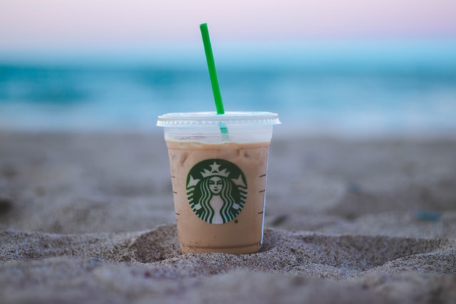 best iced coffees at Starbucks, what makes cold brew coffee different, Difference between iced coffee and cold brew, Cold brew coffee or iced coffee, Best iced coffee you can drink, What’s the best iced coffee, The best iced coffee from Starbucks, What’s cold brew coffee, Best iced coffee orders at Starbucks Iced latte Starbucks